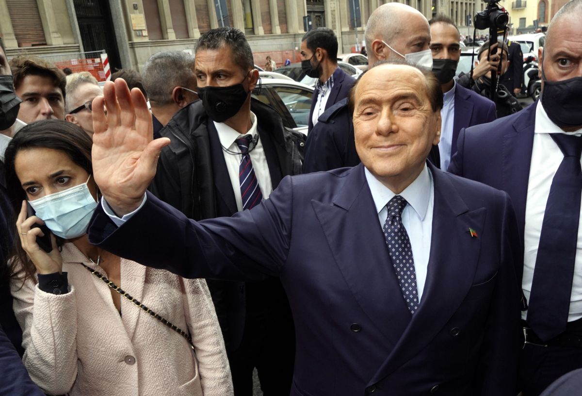 Governo, Berlusconi “Sarebbe irresponsabile un voto anticipato”