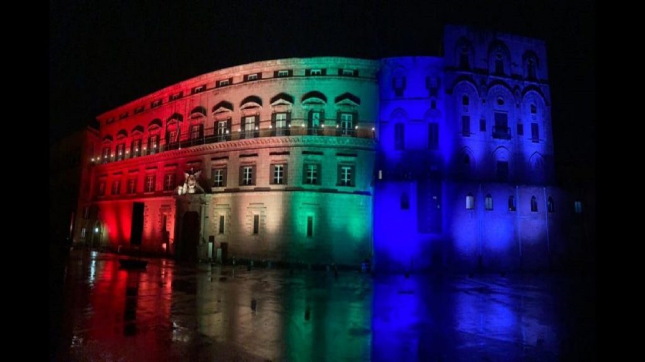 Palazzo-Reale-arcobaleno-1024x461