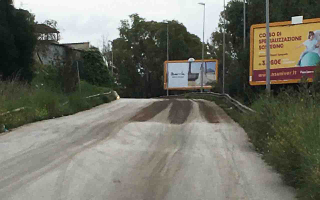 Via Pompei snasa a terra