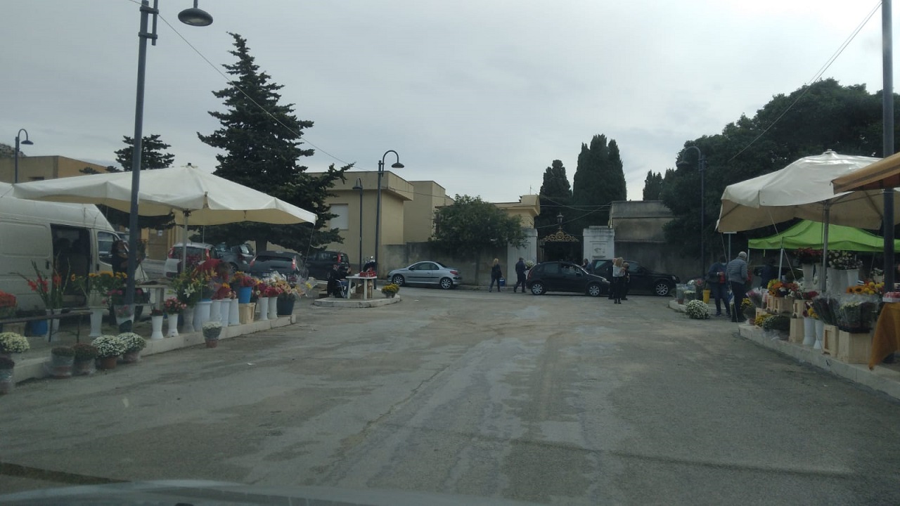 cimitero festa defunti 2021
