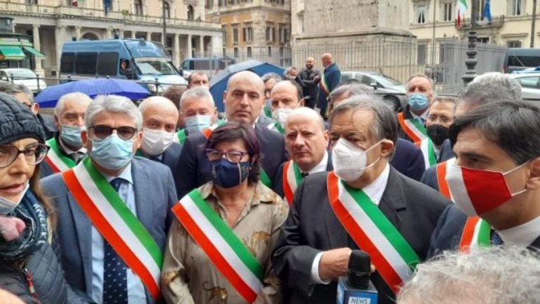 Sindaci siciliani a Roma nov 2021