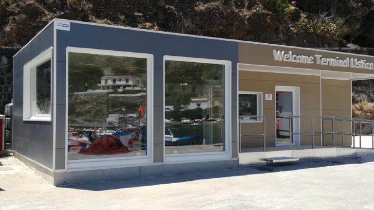 Stazione marittima Ustica
