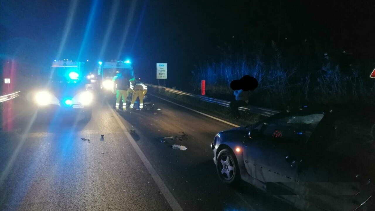 incidente ss115, 18enne travolto da auto-2