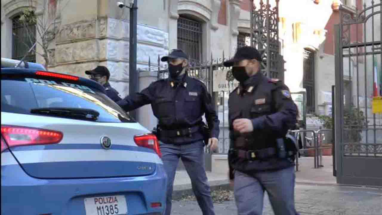 sEQUESTRO RE COOPERATIVE mESSINA