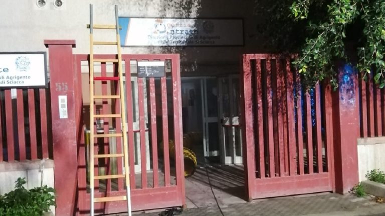 AGENZIA ENTRATE INCENDIO 2022