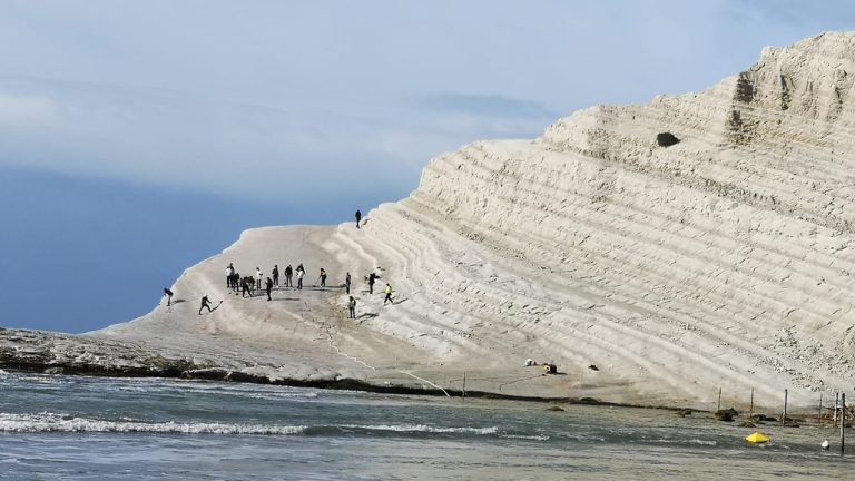Scala dei Turchi pulizia 1