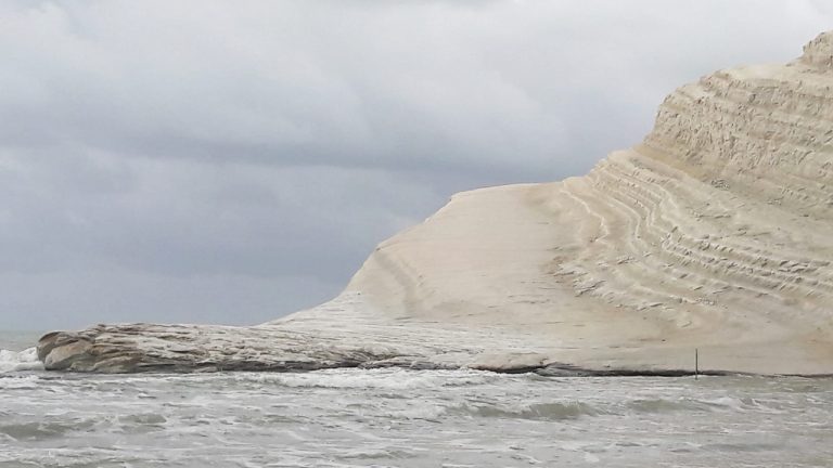Scala dei Turchi pulizia 2