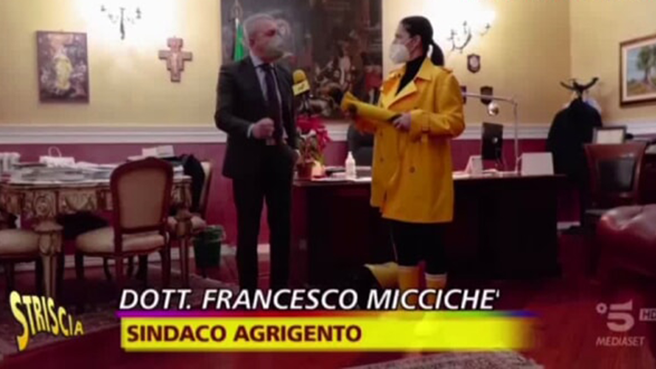 Suv a Striscia La Notizia-3