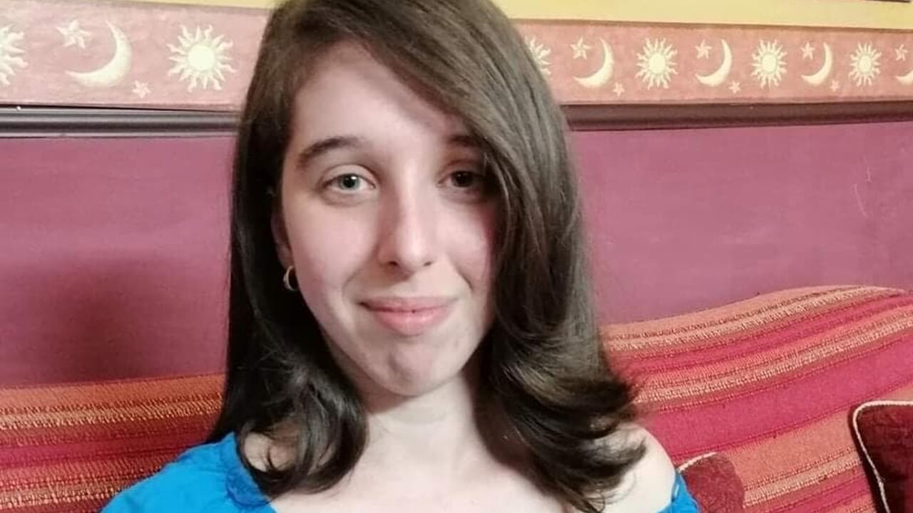 2C5F79B9-1B92-4898-BBE5-049B8F807B60