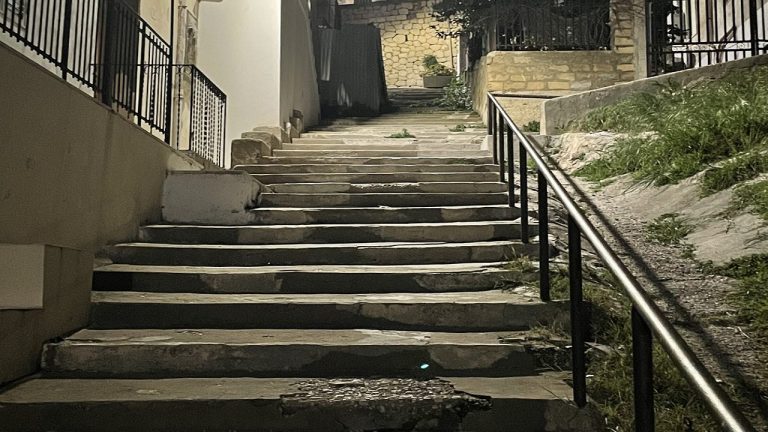 VIA CONSIGLIO