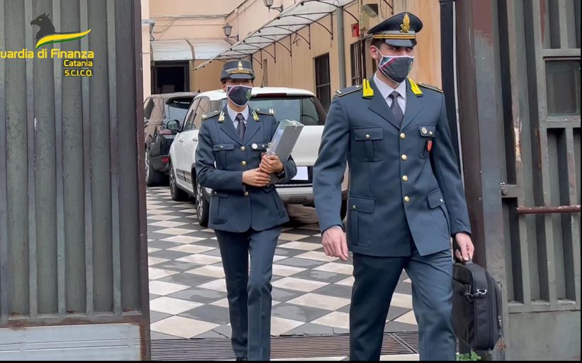 Catania, scommesse clandestine, riciclaggio, truffa allo Stato ed evasione fiscale: confisca per 160 mln