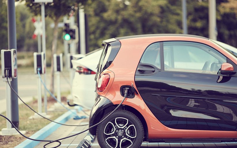 Noleggio a lungo termine di auto elettriche: la rivoluzione sostenibile della mobilità