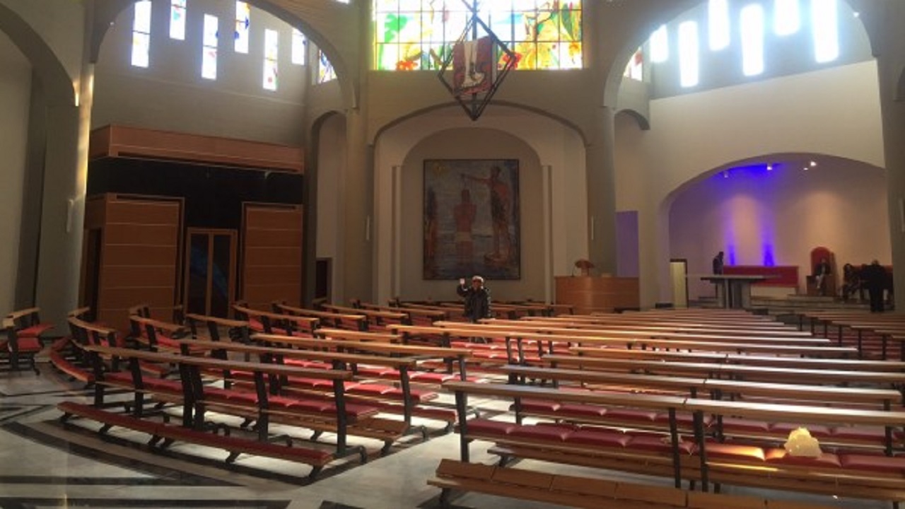 chiesa perriera interno