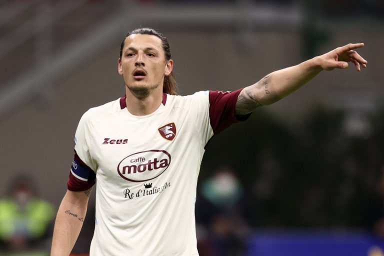 djuric_live_220312
