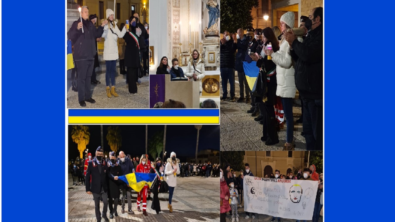 menfi ucraina fiaccolata 2022