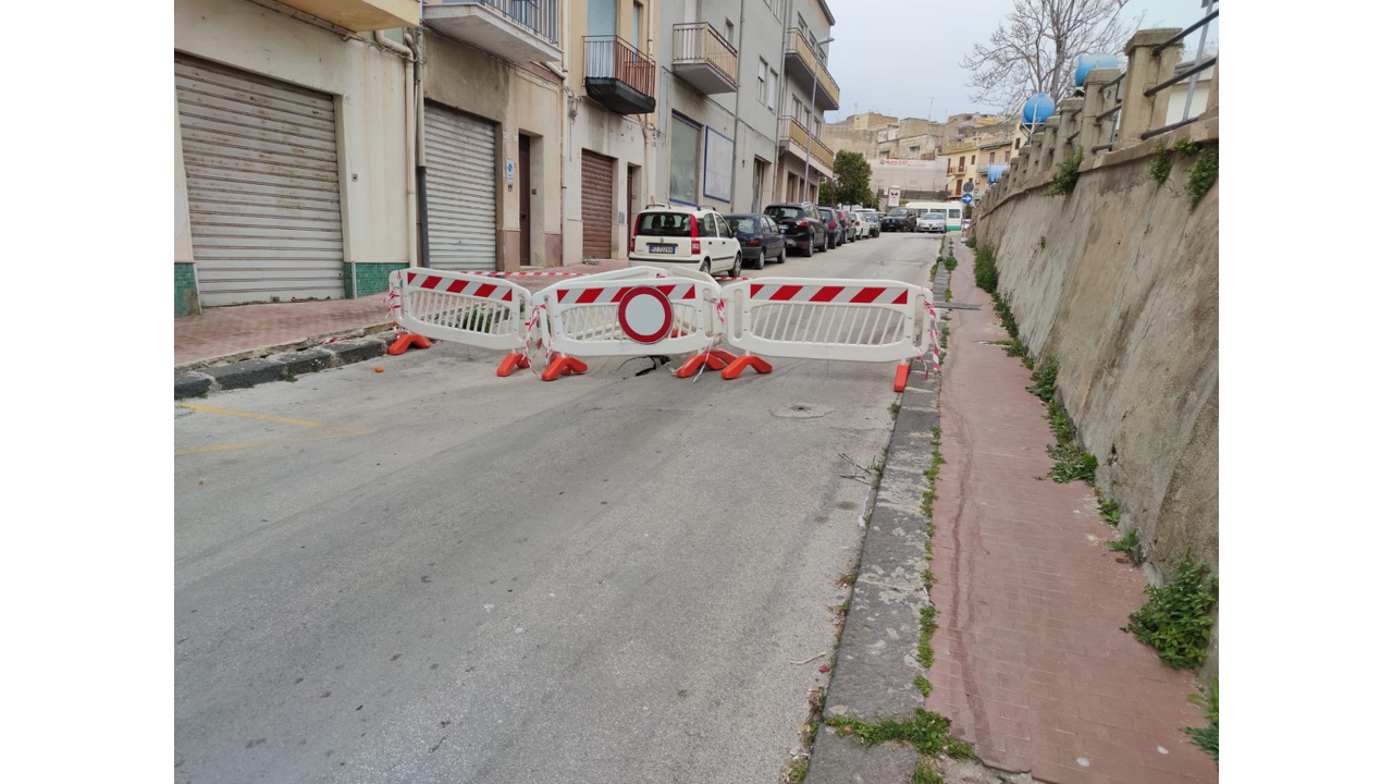 59C5A763-C21A-4C87-A517-EEBDA3B959EF