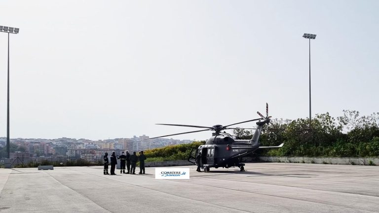 Elicottero militare salvato piccolo saccense