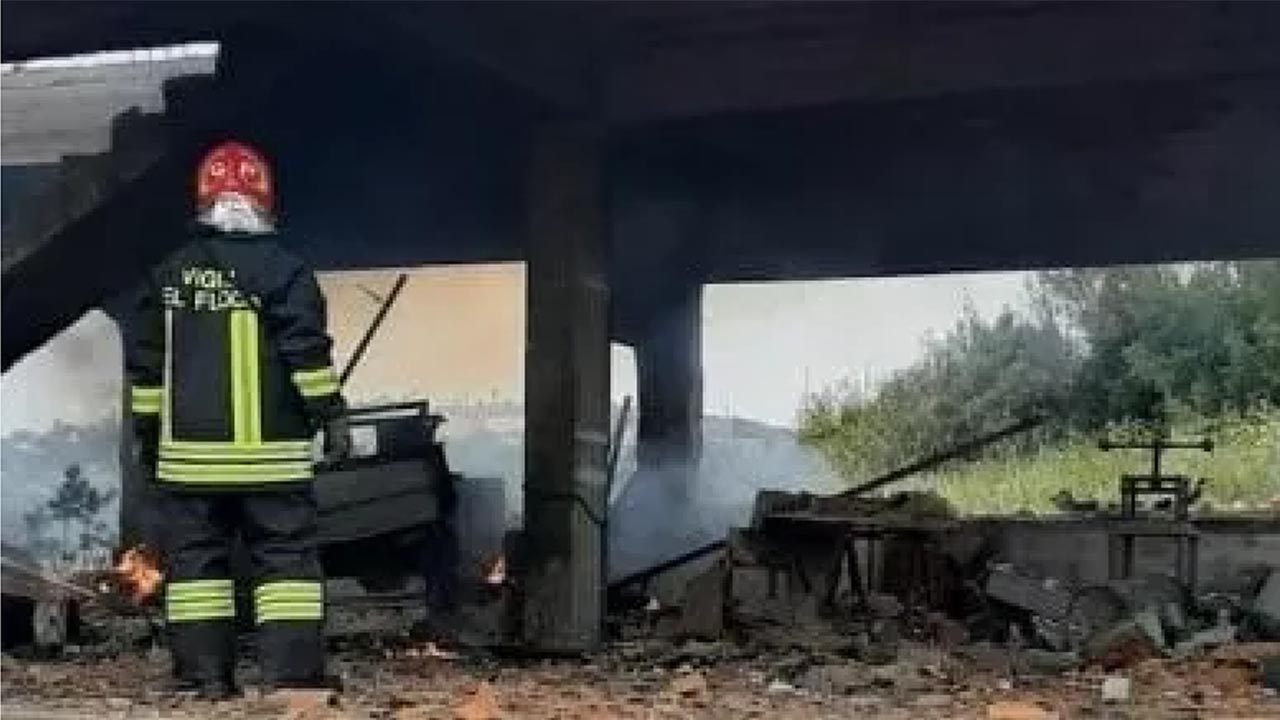 giochi artificio fabbruica esplosione Palermo