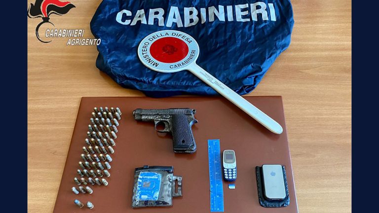 Caracinieri Agrigento pistola 1