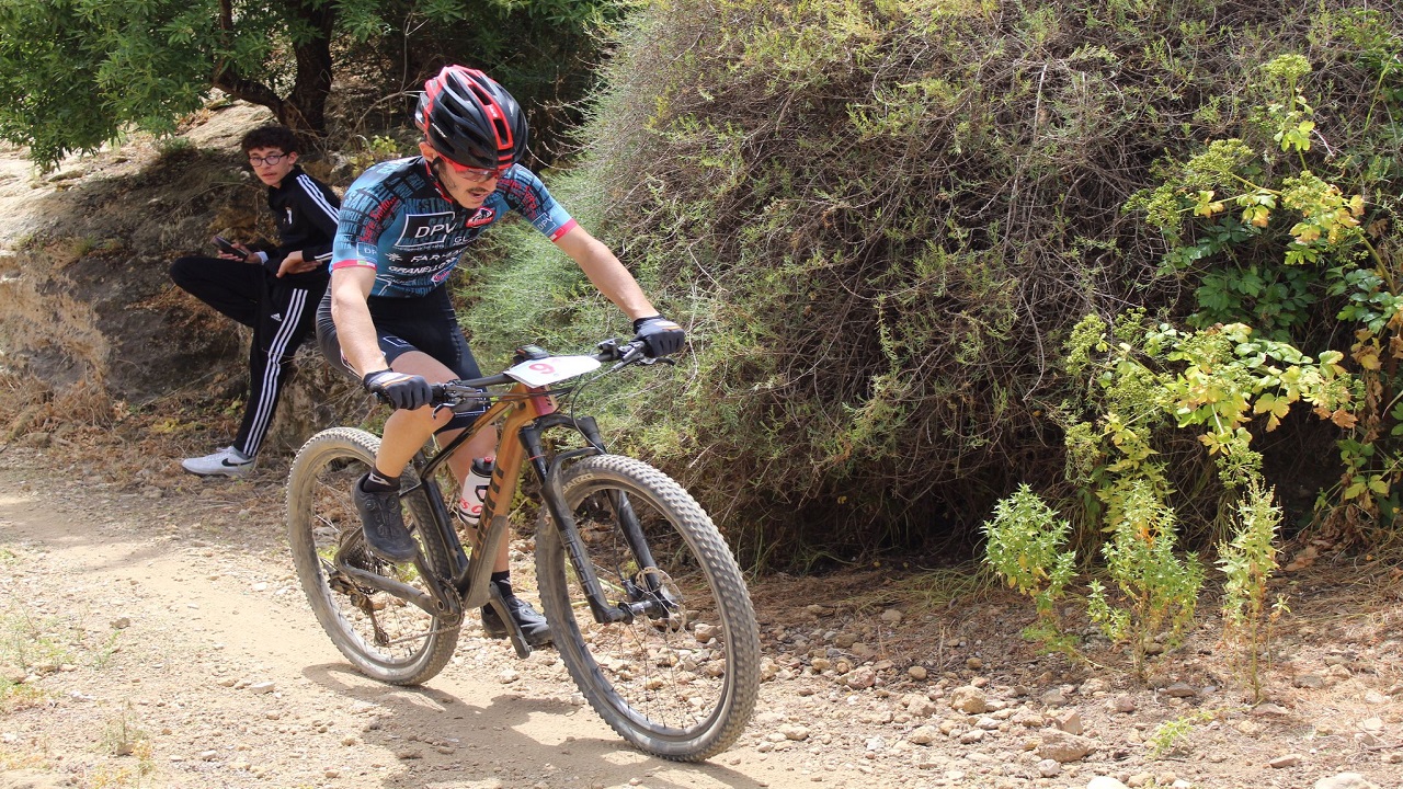 Ciclismo cross, Luigi Costa Campione Regionale