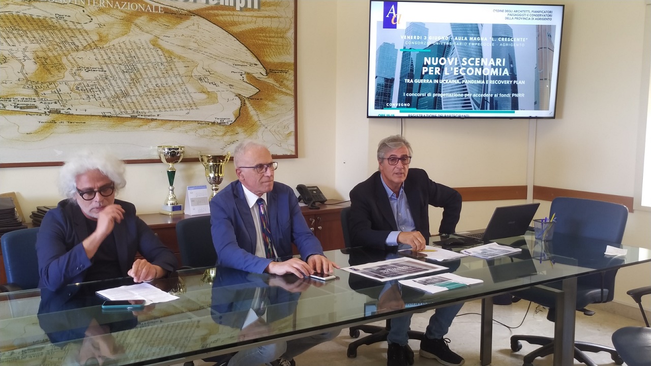 L’Ordine degli architetti presenta convegno “Nuovi scenari per l’economia tra guerra in Ucraina, pandemia e Recovery Plan   