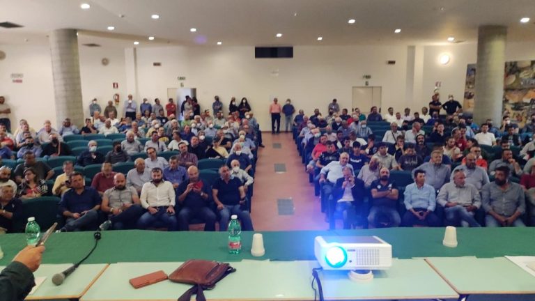 menfi assemblea agricoltori 2022