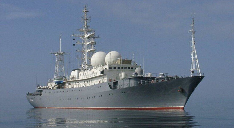 Nave spia russa nel Mediterraneo prima dell'esercitazione Nato