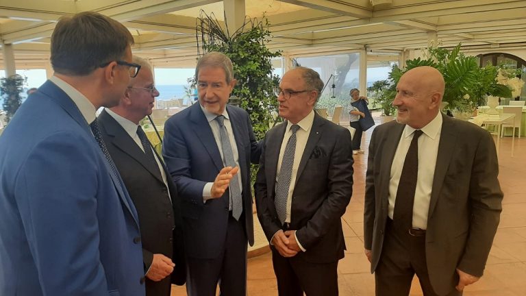 MUSUMECI ALLOGGI POP