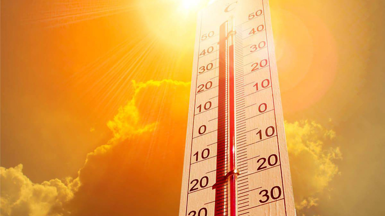 Caldo record per altri 10 giorni, anche picchi 45 gradi soprattutto a Centro-Sud. Non previste precipitazioni importanti