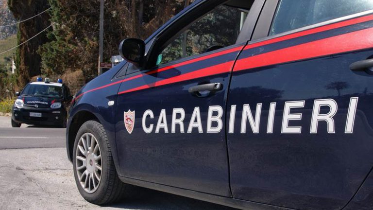 carabinier8i pattuglie