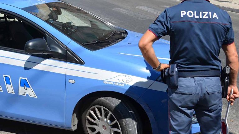polizia-di-stato-posto-di-blocco