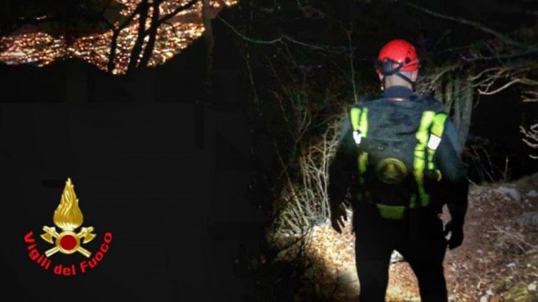 vigili del fuoco notte torrente