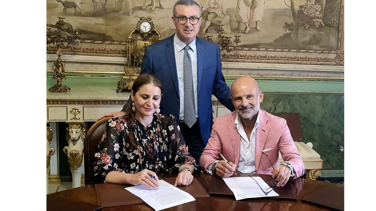 Scala Turchi firma convenzione con regione e Comune