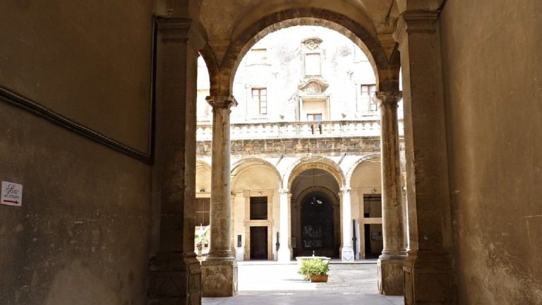 municipio sciacca atrio superiore