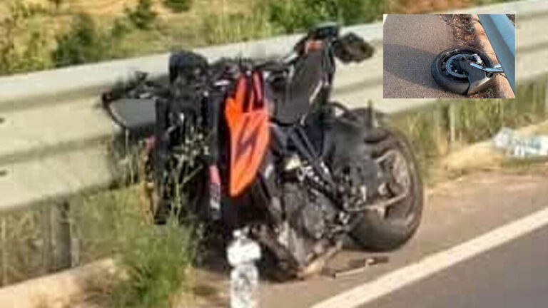Incidente sulla statale 115, auto si ribalta1
