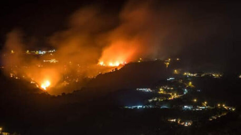 Incendi: dopo Pantelleria brucia anche Lipari, lambite case