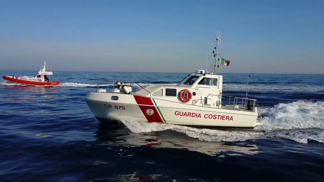 Tragedia sfiorata nelle acque antistanti il porticciolo di San Leone. In salvo anche dei bambini