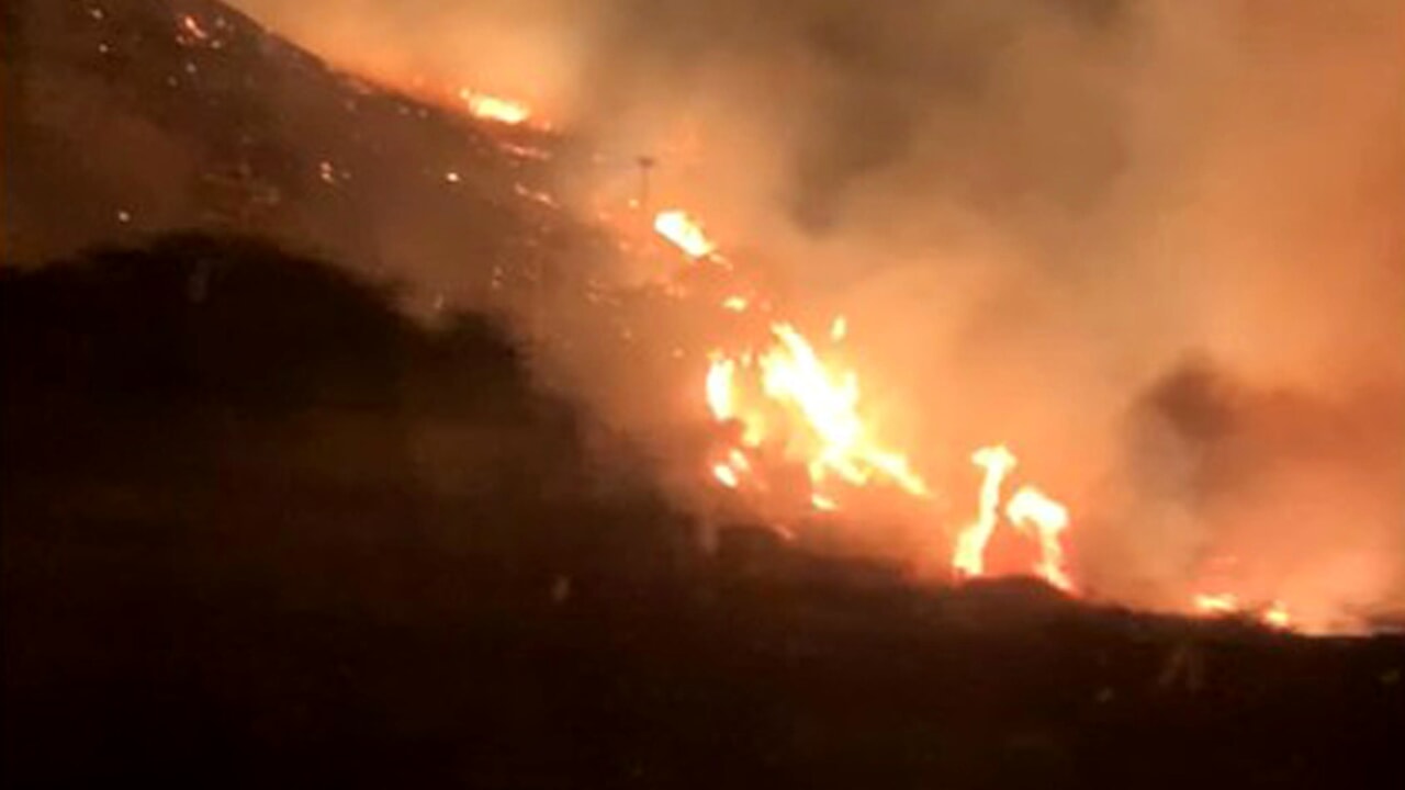 Incendio Pantelleria domato, ma quanta paura