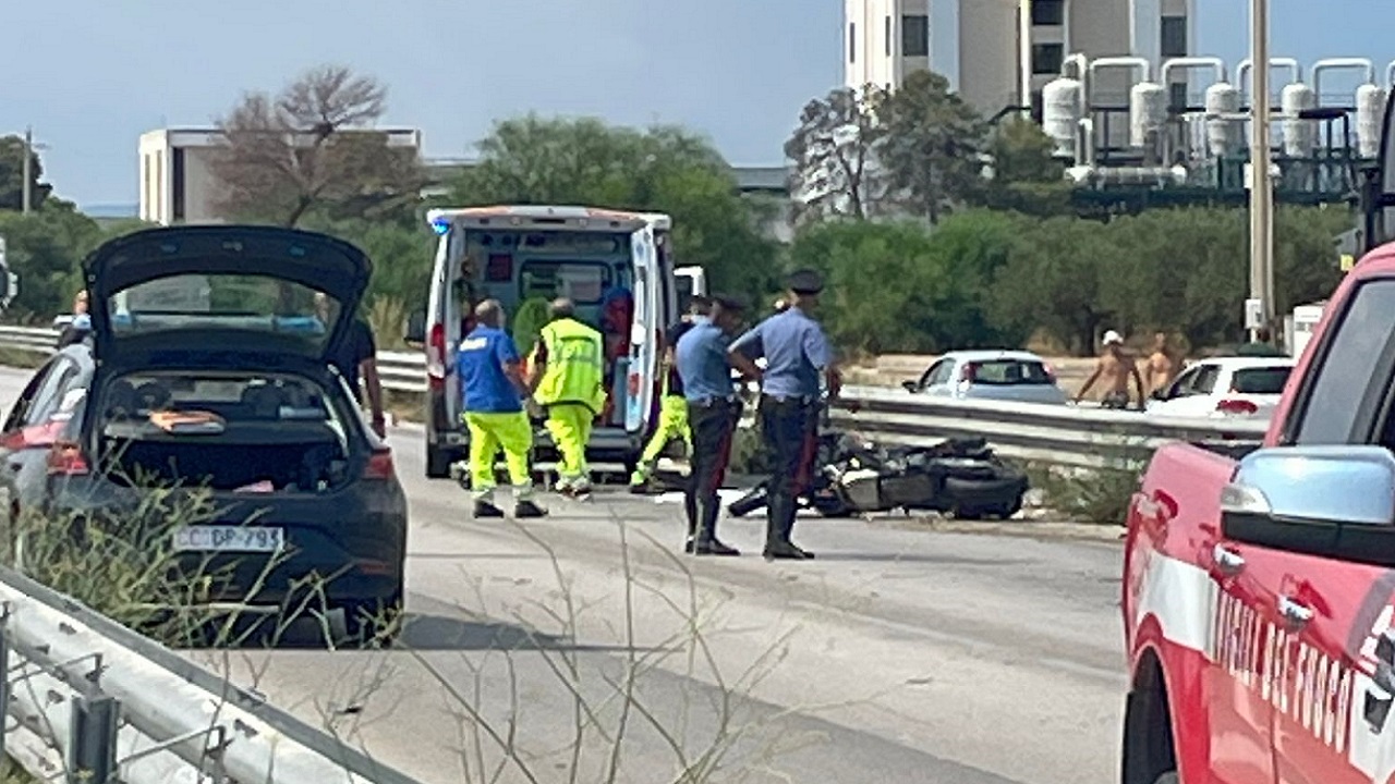 Grave incidente stradale, elisoccorso sulla 115 in località Piana-Scunchipane