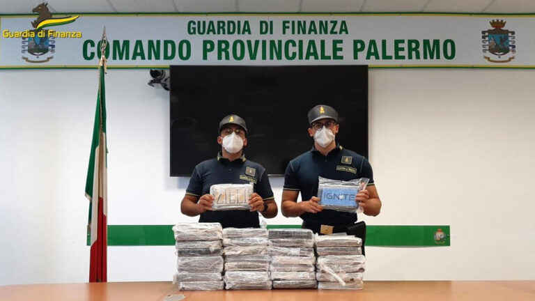 Guardia Finanza palermo sequestro droga