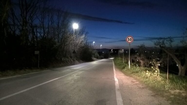 illuminazione pubblica fotovoltaico
