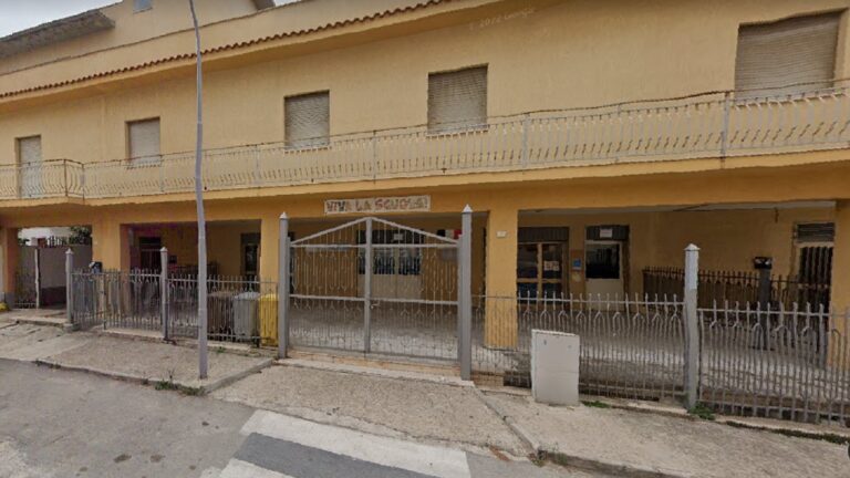 scuola via nastasi