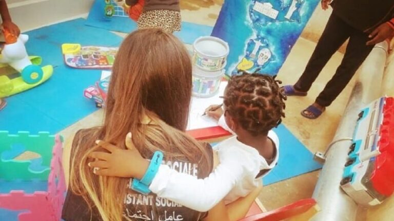 bambina_migranti-1
