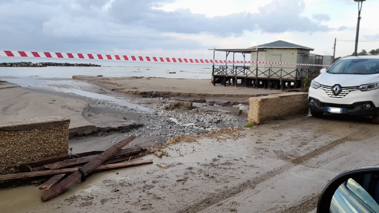 Maltempo Foggia: eliminati muretti in cemento armato