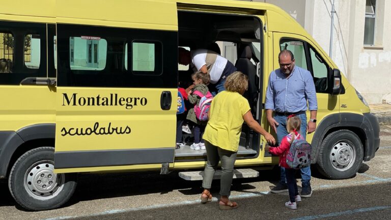 sindaco cirillo scuolabus