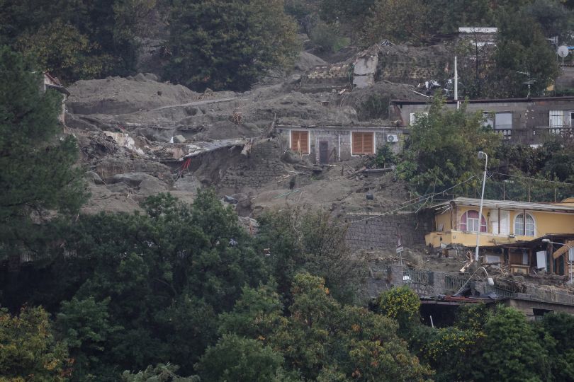 Frana a Ischia, recuperato anche il cadavere di una bambina. Quattro i corpi recuperati