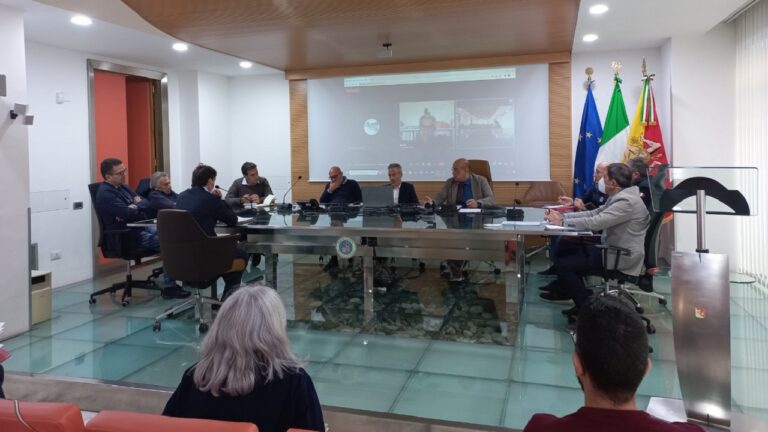 RIUNIONE-AUTORITA_BACINO