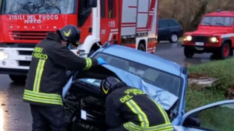 vigili del fuoco incidente stradale-2