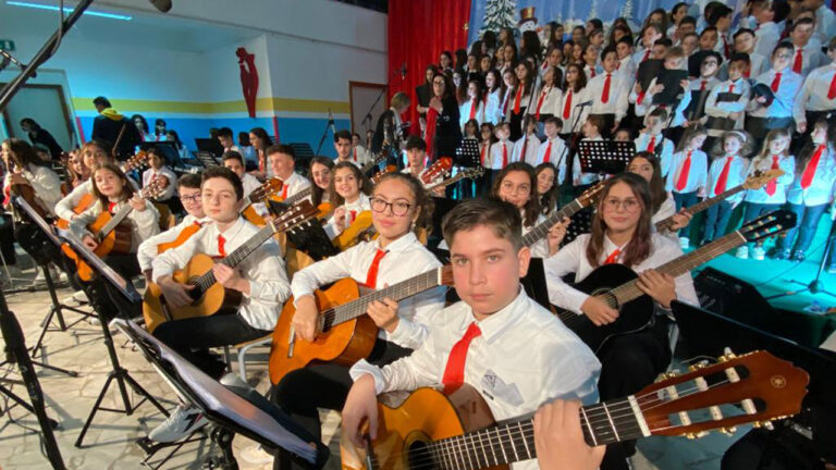 Concerto natale scuola Crispi 1