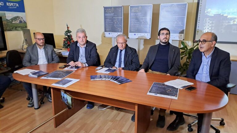 Natale Flag marina presentazione